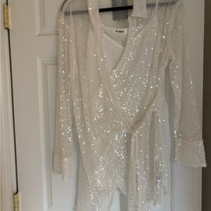 Elegant White Sequin Long Sleeve Dress